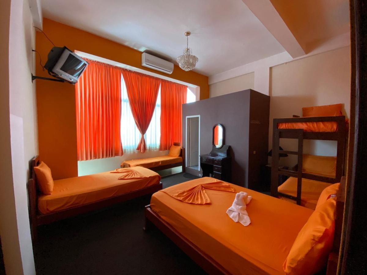 Hostal Puerto Azul Manta Ngoại thất bức ảnh